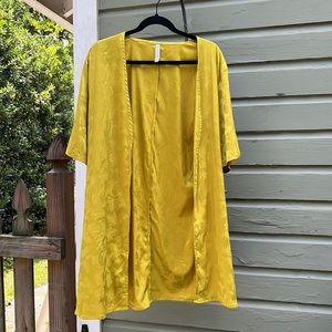 RVCA YELLOW PRINT SILK KIMONO